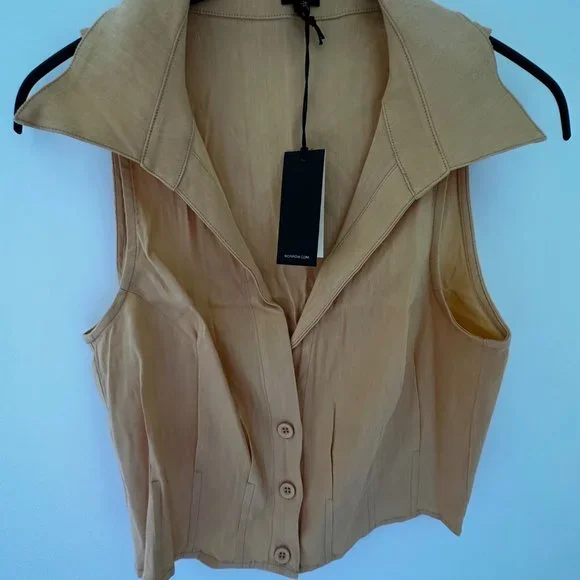 MONROW - LINEN SLEEVELESS BUTTON DOWN - SAND - SIZE MEDIUM - Picture 9 of 9